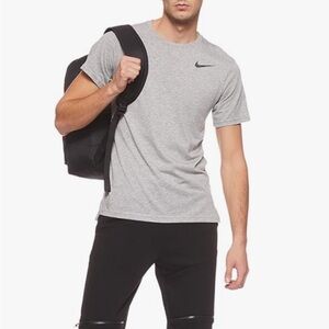 🆕Nike Standard Fit Dri-Fit Shirt